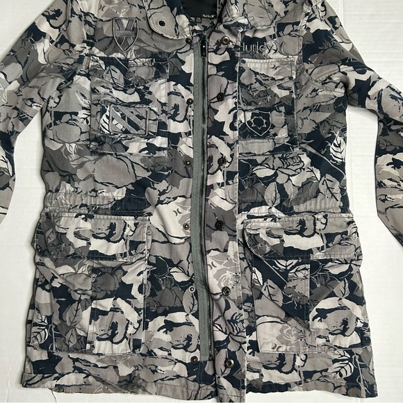 Hurley Women’s Military Camo Jacket Size Medium Floral Print Grey Navy Blue - Picture 8 of 16